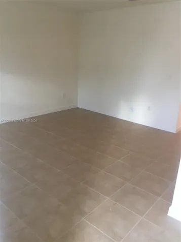 9307 W 33rd Way Hialeah FL 33018