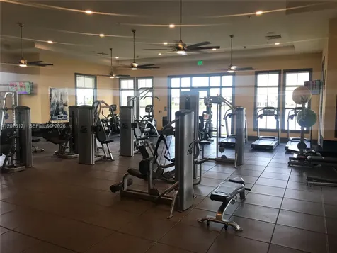 9307 W 33rd Way Hialeah FL 33018