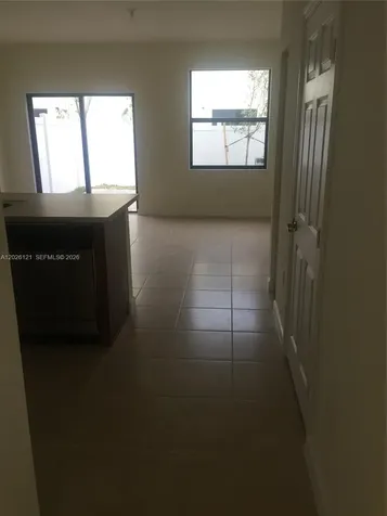 9307 W 33rd Way Hialeah FL 33018