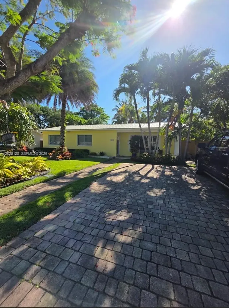 8040 SW 63rd Place Miami FL 33143