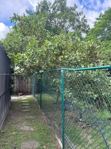 8040 SW 63rd Place Miami FL 33143