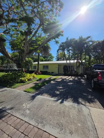 8040 SW 63rd Place Miami FL 33143