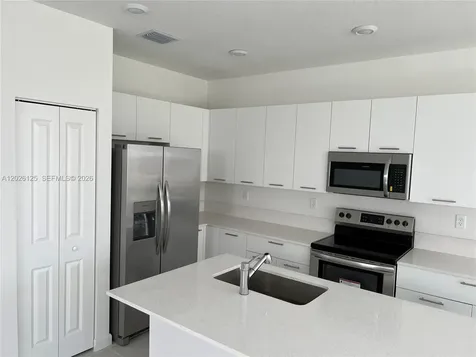 2340 NW 130 Terrace Miami FL 33167