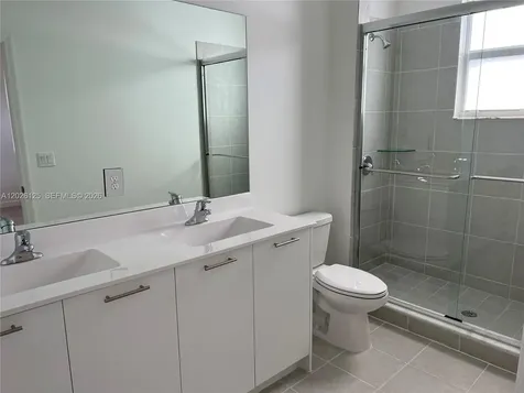 2340 NW 130 Terrace Miami FL 33167