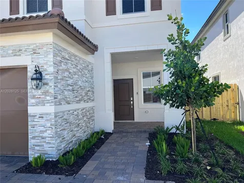 2340 NW 130 Terrace Miami FL 33167