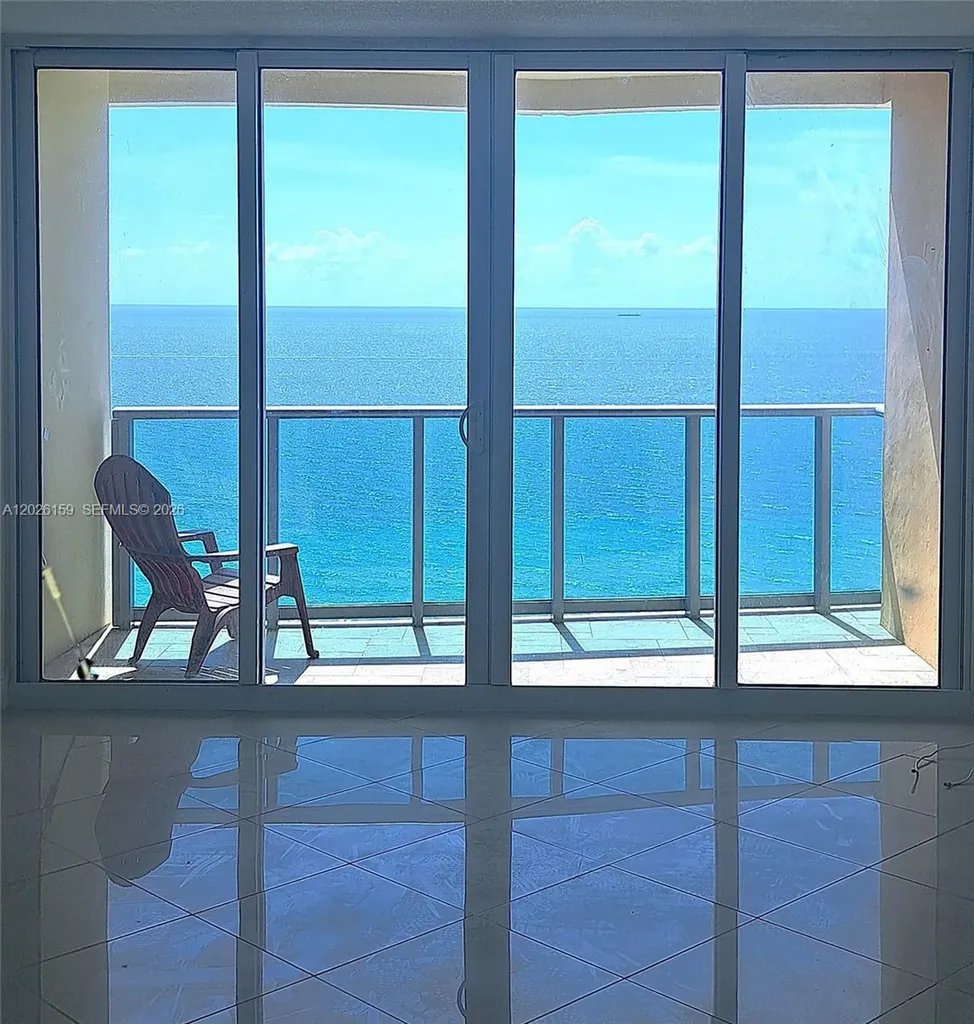 2501 S Ocean Drive Hollywood FL 33019