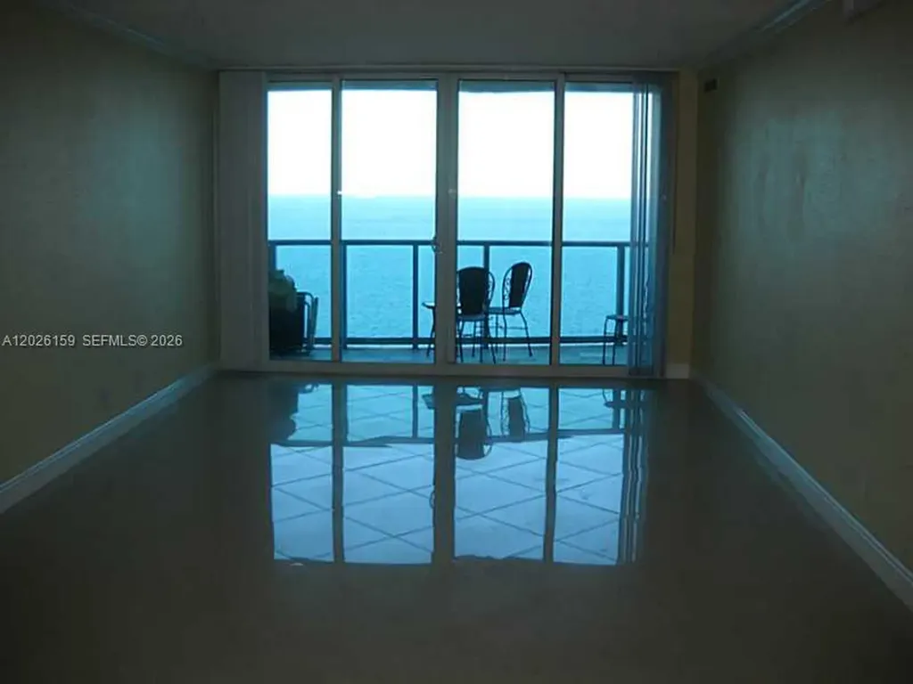 2501 S Ocean Drive Hollywood FL 33019
