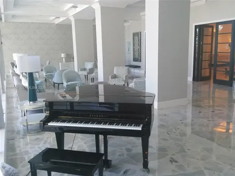 2501 S Ocean Drive Hollywood FL 33019
