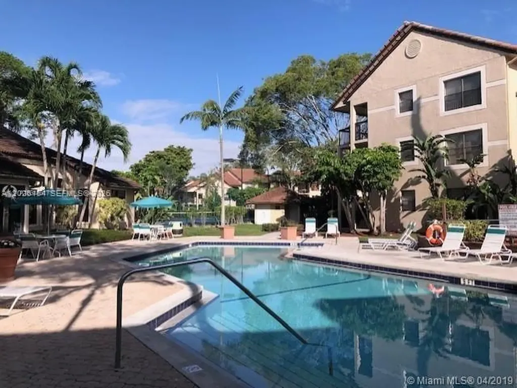 4261 W Mcnab Road Pompano Beach FL 33069