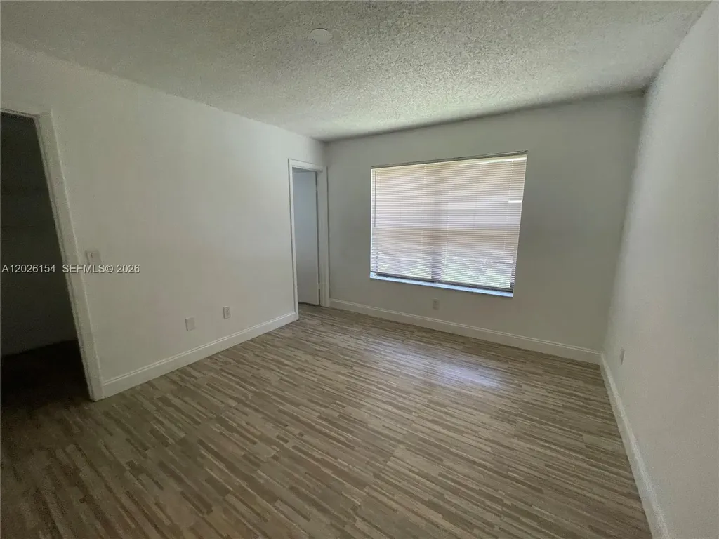 4261 W Mcnab Road Pompano Beach FL 33069