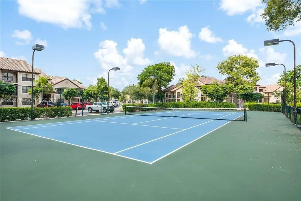 4261 W Mcnab Road Pompano Beach FL 33069
