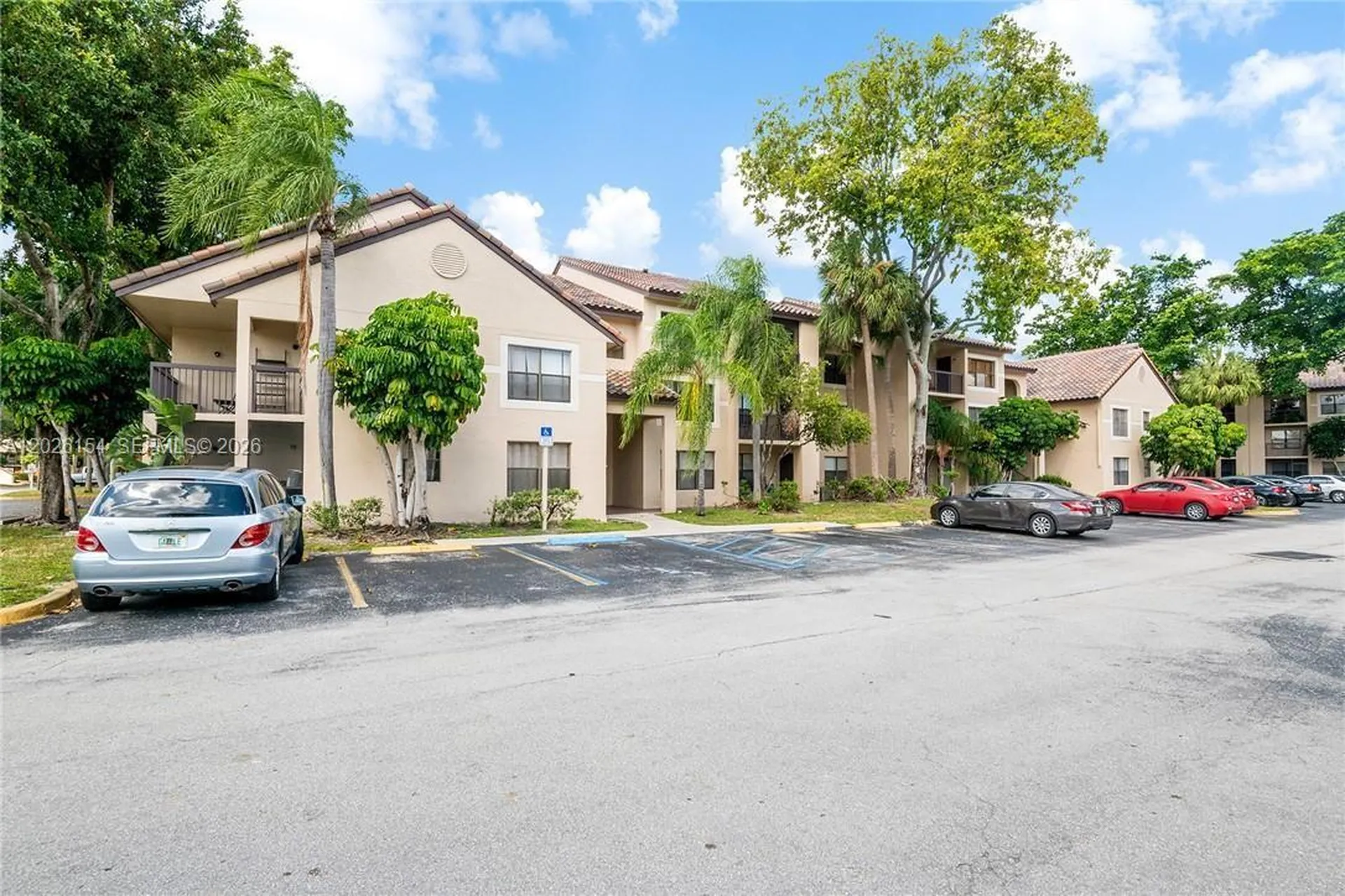 4261 W Mcnab Road Pompano Beach FL 33069