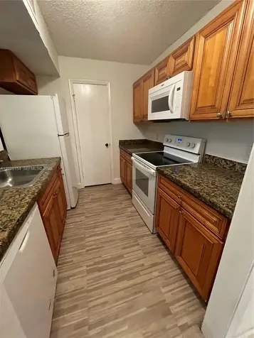 4261 W Mcnab Road Pompano Beach FL 33069