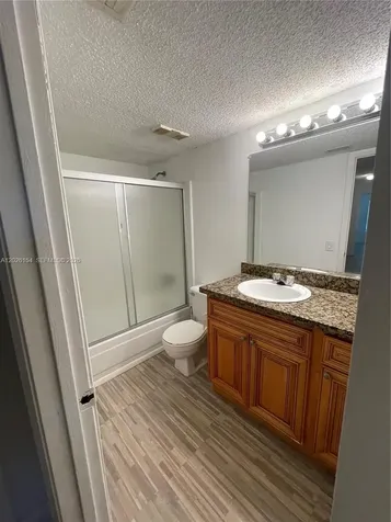 4261 W Mcnab Road Pompano Beach FL 33069