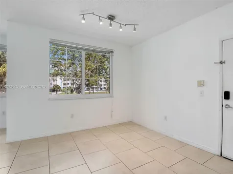1180 Reserve Way Naples FL 34105