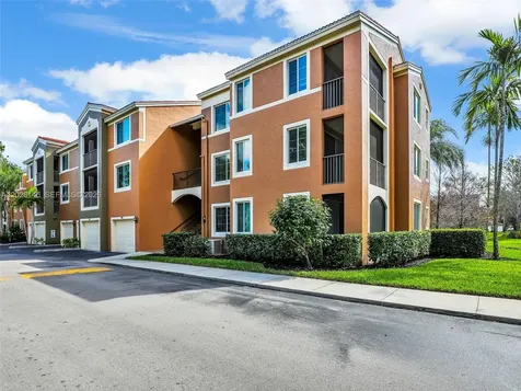1180 Reserve Way Naples FL 34105
