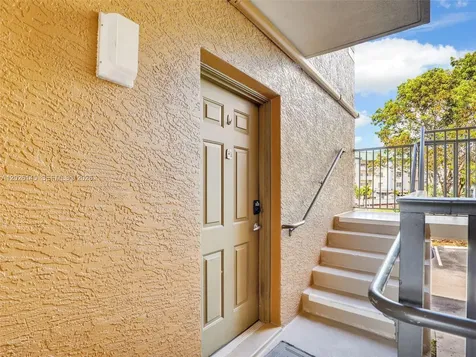 1180 Reserve Way Naples FL 34105