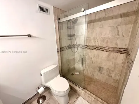 2899 Collins Avenue Miami Beach FL 33140