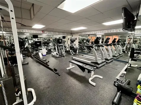 2899 Collins Avenue Miami Beach FL 33140