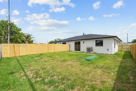 11086 SW 219 Street Goulds FL 33170