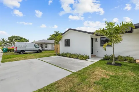 11086 SW 219 Street Goulds FL 33170