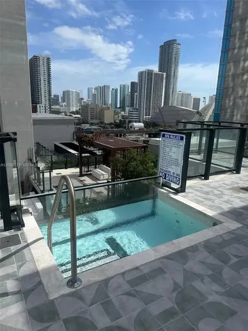 20 NE 11th Street Miami FL 33132