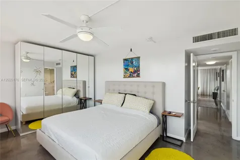 1020 Meridian Avenue Miami Beach FL 33139