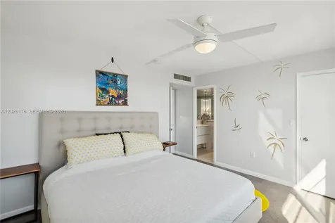 1020 Meridian Avenue Miami Beach FL 33139