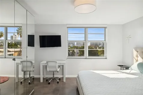 1020 Meridian Avenue Miami Beach FL 33139