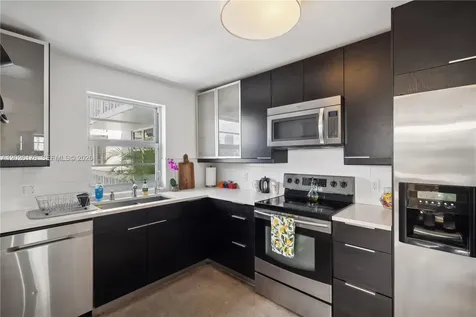 1020 Meridian Avenue Miami Beach FL 33139