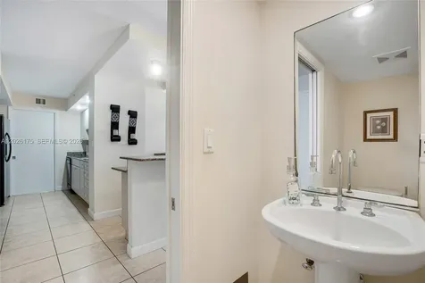 6917 Collins Avenue Miami Beach FL 33141