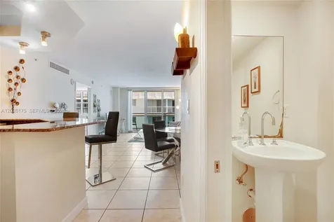 6917 Collins Avenue Miami Beach FL 33141