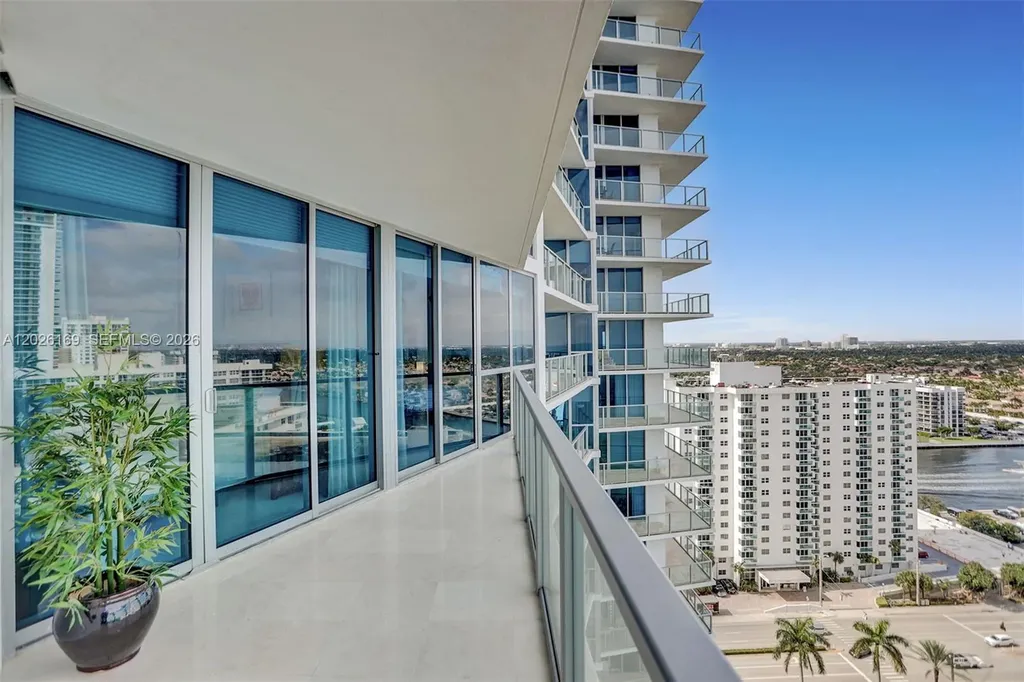 3101 S Ocean Drive Hollywood FL 33019