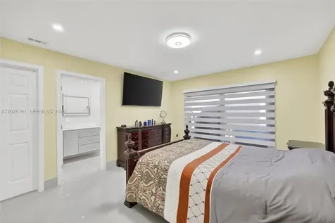 12718 NW 6th Lane Miami FL 33182