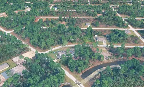 1047 Grove Street E Lehigh Acres FL 33974