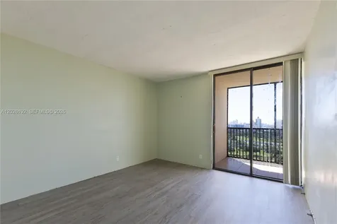 20379 W Country Club Drive Aventura FL 33180