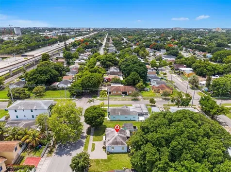 1279 NW 41st Street Miami FL 33142