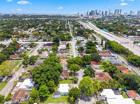 1279 NW 41st Street Miami FL 33142