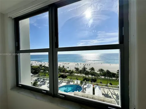 2899 Collins Avenue Miami Beach FL 33140