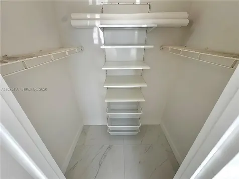 2899 Collins Avenue Miami Beach FL 33140