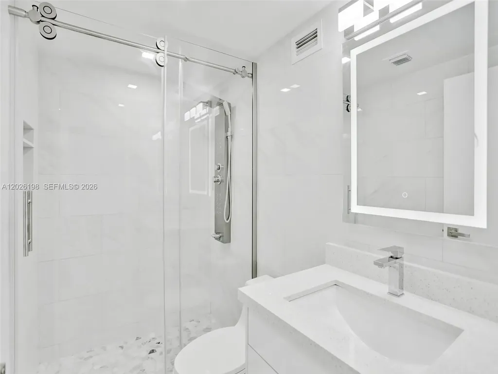2501 S Ocean Drive Hollywood FL 33019