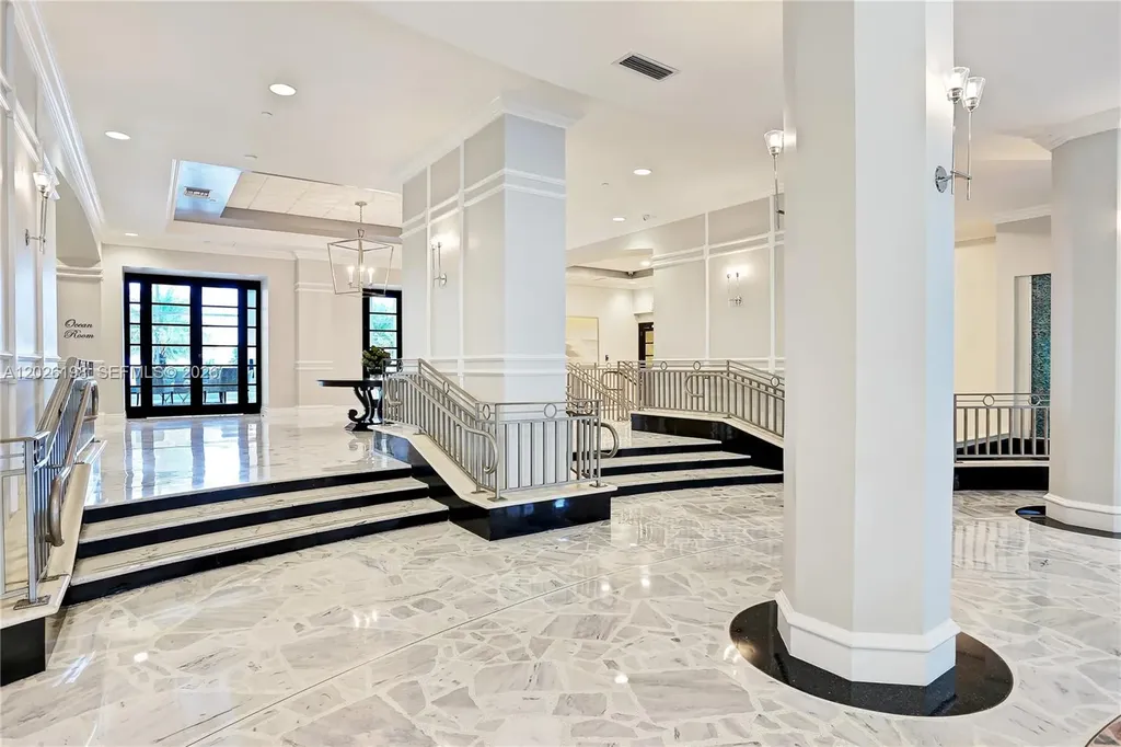 2501 S Ocean Drive Hollywood FL 33019