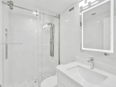 2501 S Ocean Drive Hollywood FL 33019