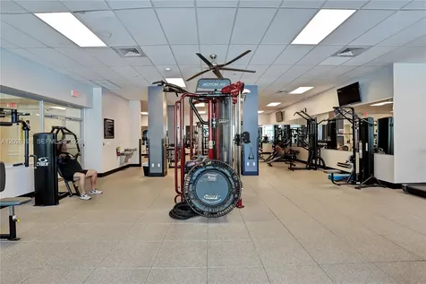 2501 S Ocean Drive Hollywood FL 33019