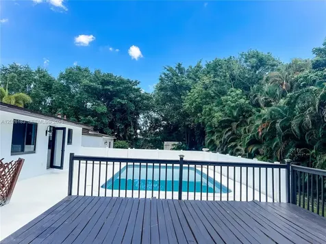 12200 NW 20th Court Plantation FL 33323