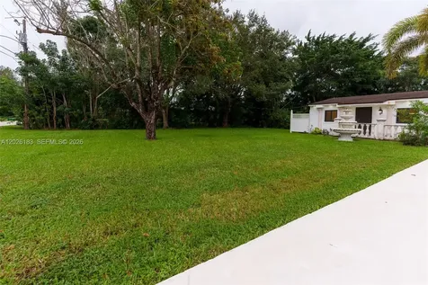 12200 NW 20th Court Plantation FL 33323