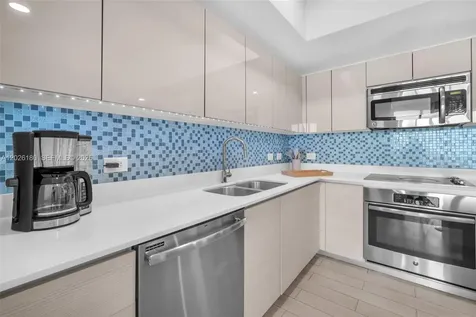 2602 E E Halladale Hallandale Beach FL 33009