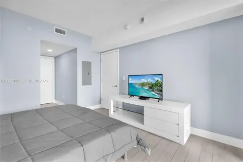 2602 E E Halladale Hallandale Beach FL 33009
