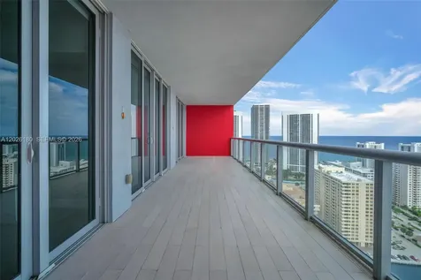 2602 E E Halladale Hallandale Beach FL 33009