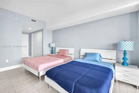 2602 E E Halladale Hallandale Beach FL 33009